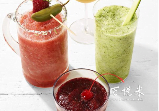 教你6種自制雞尾酒冰沙，酒香與果香融合在一起，清爽又舒服